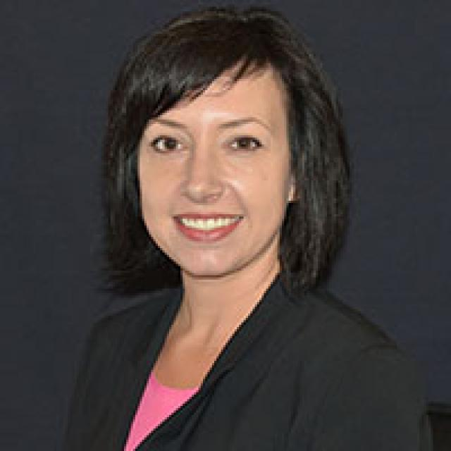 Dr. Christina Saenger - profile photo