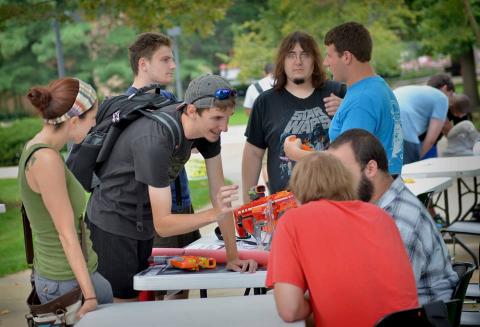 Students at the org fair during welcome week